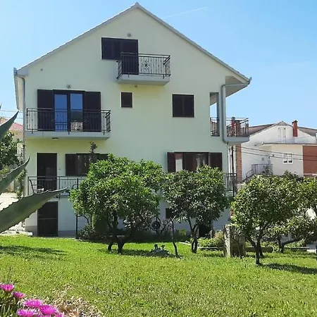 Apartment Figos Trogir