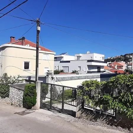 Apartment Figos Trogir